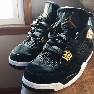 Air Jordan Retro 4 Royalty